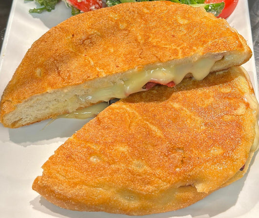 Klasik Pastırmalı Tost